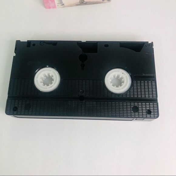 Vintage Shirley temple “the little princess” (1991) VHS - Picture 5 of 5